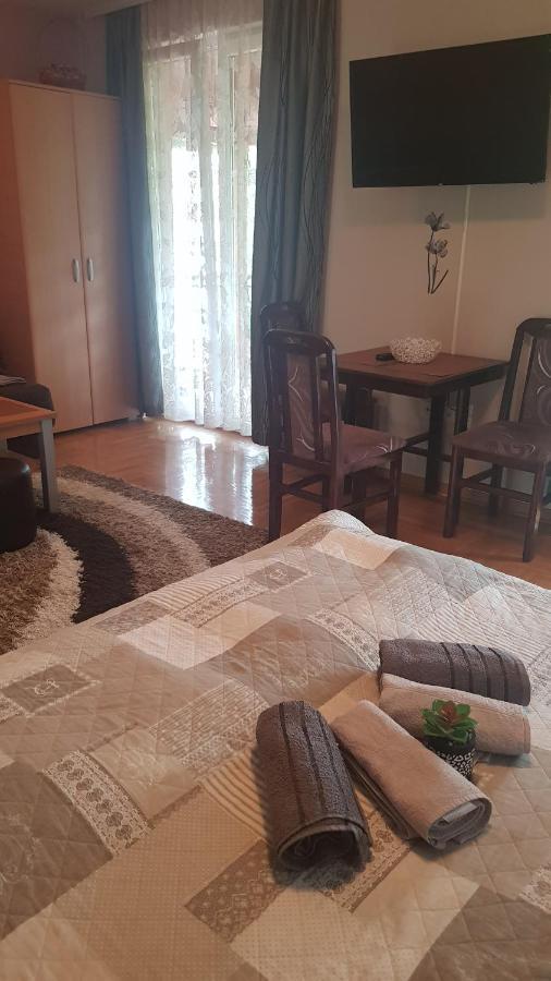 Apartmani V&F Vrnjačka Banja Εξωτερικό φωτογραφία