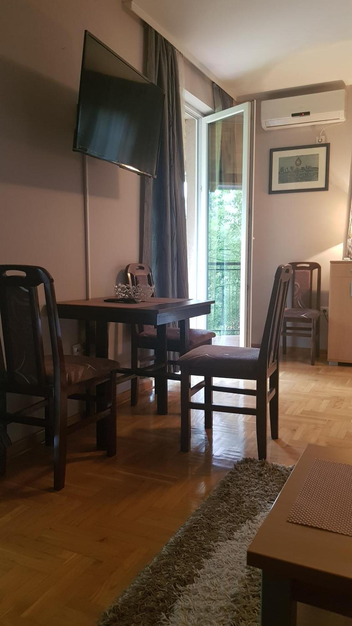 Apartmani V&F Vrnjačka Banja Δωμάτιο φωτογραφία