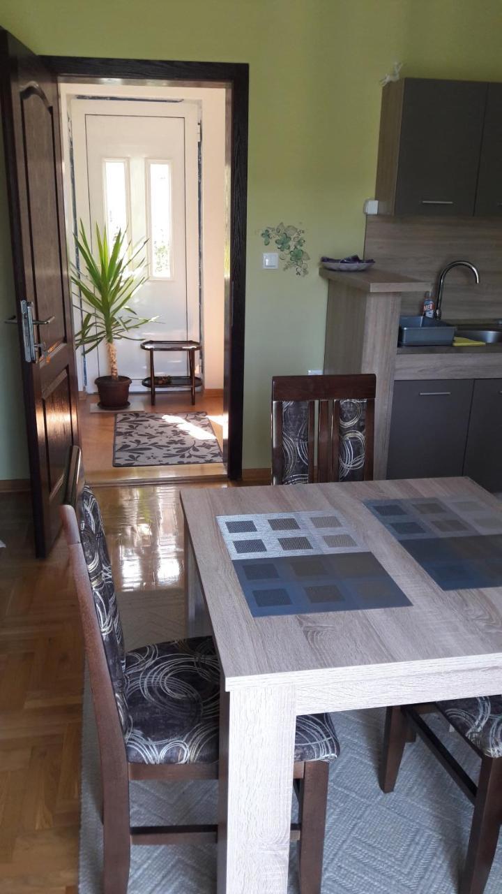Apartmani V&F Vrnjačka Banja Εξωτερικό φωτογραφία